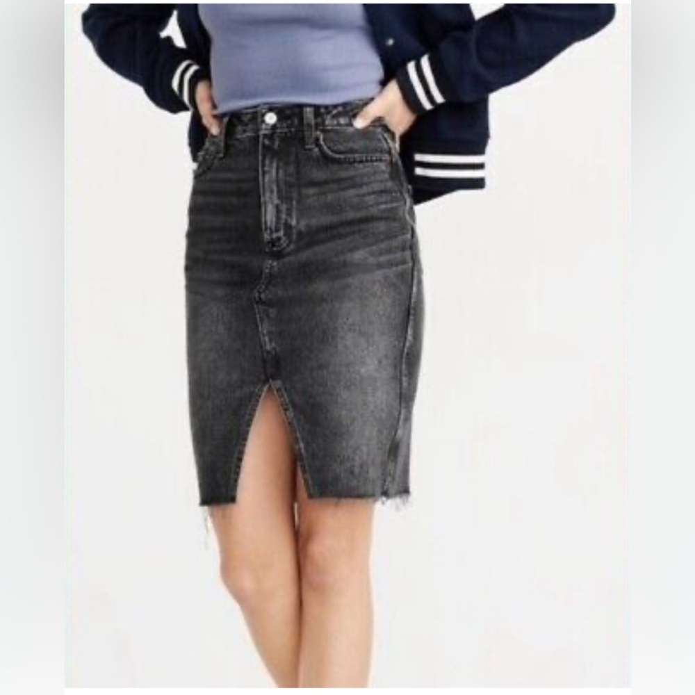 Abercrombie and Fitch Black Wash Pencil Denim Skirt
